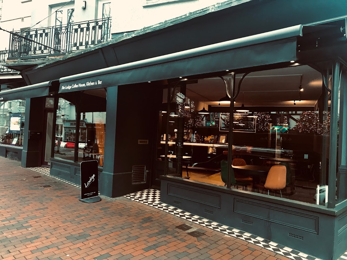The Lodge Coffee House, Kitchen & Bar