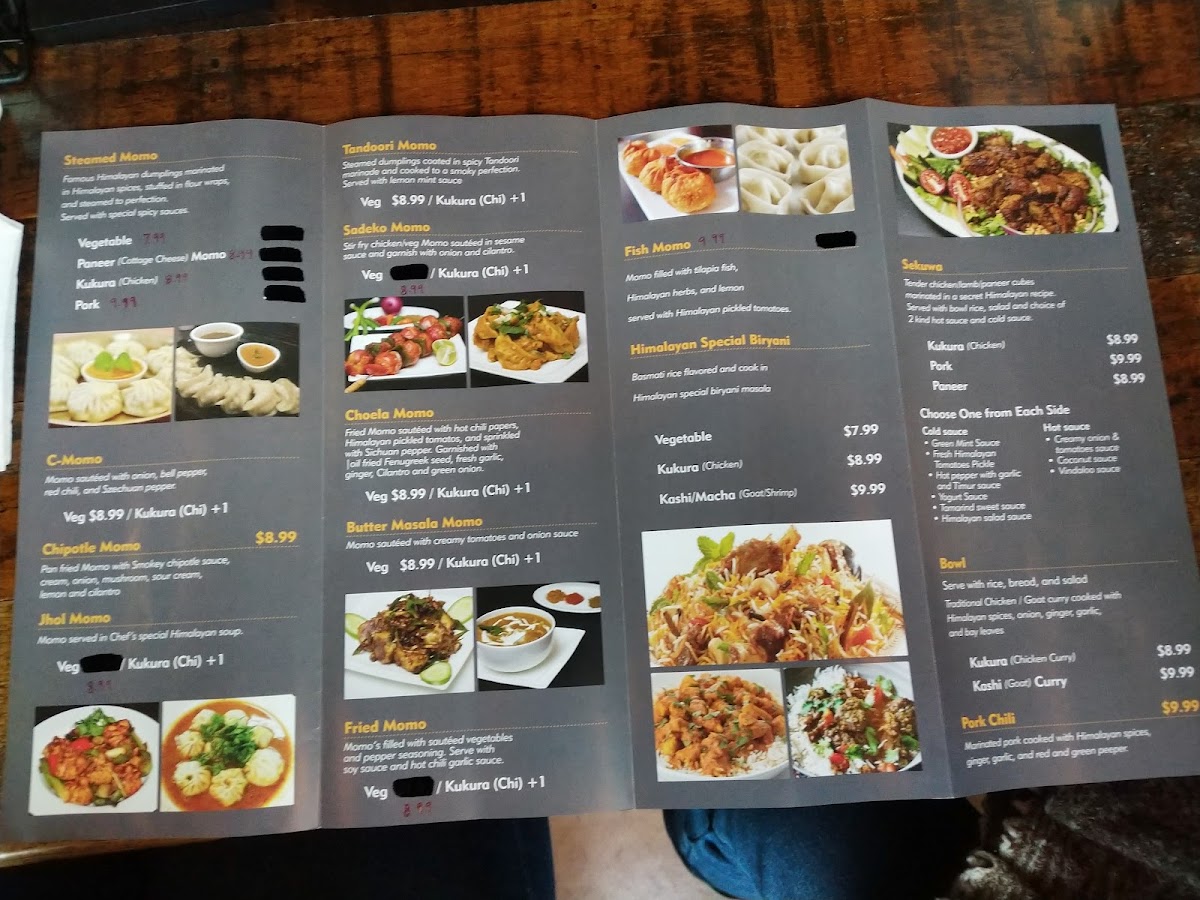 the-momo-world/8130-menus-2.jpg