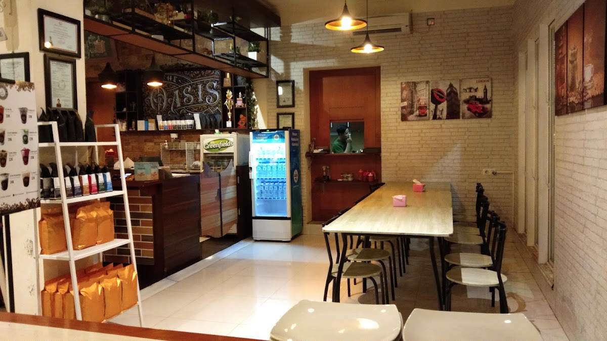 The Oasis Cafe Pekalongan