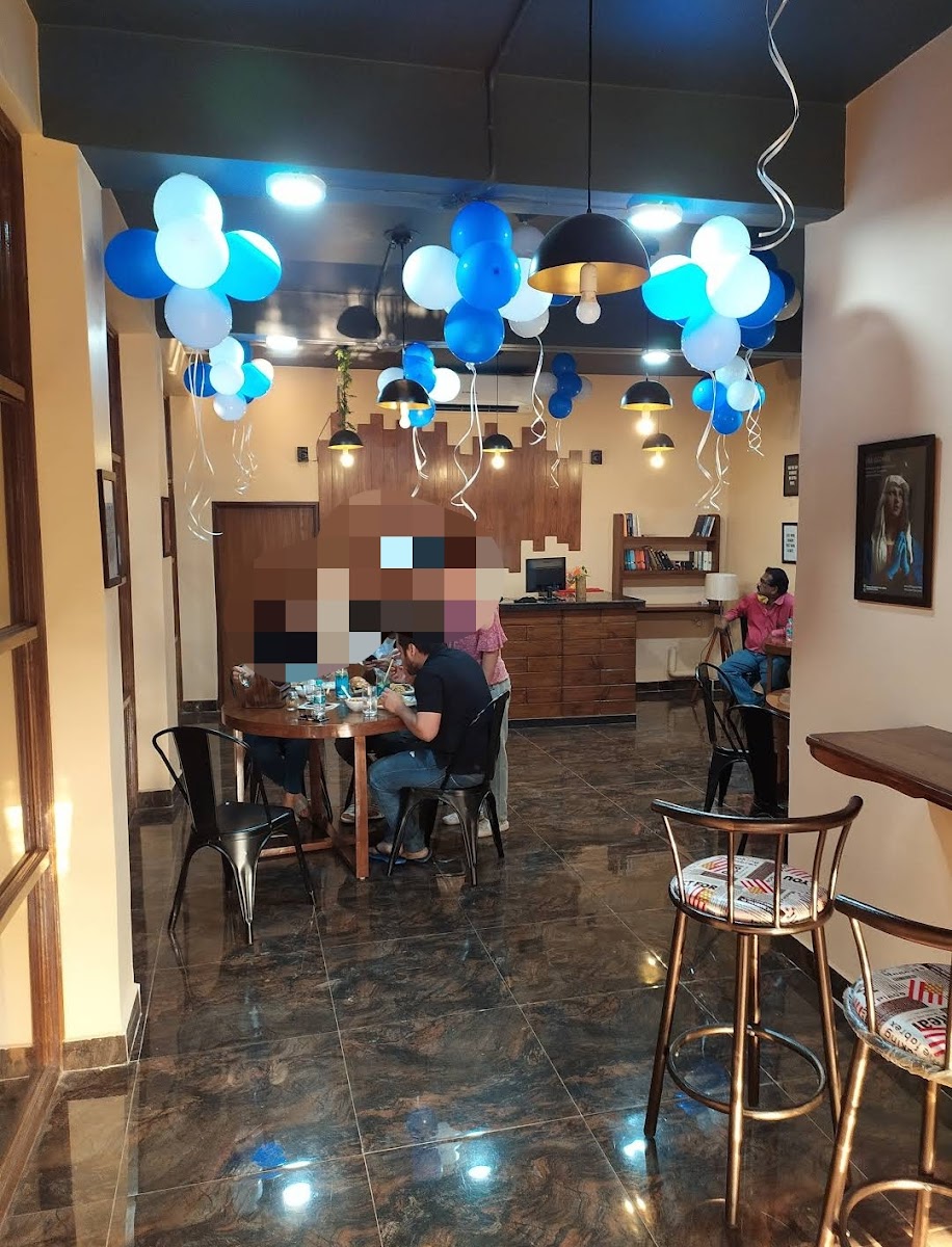 The Roots Cafe And Restaurant