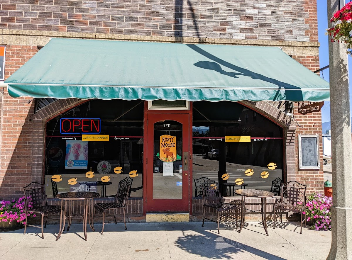 The Rusty Moose Tavern & Grill