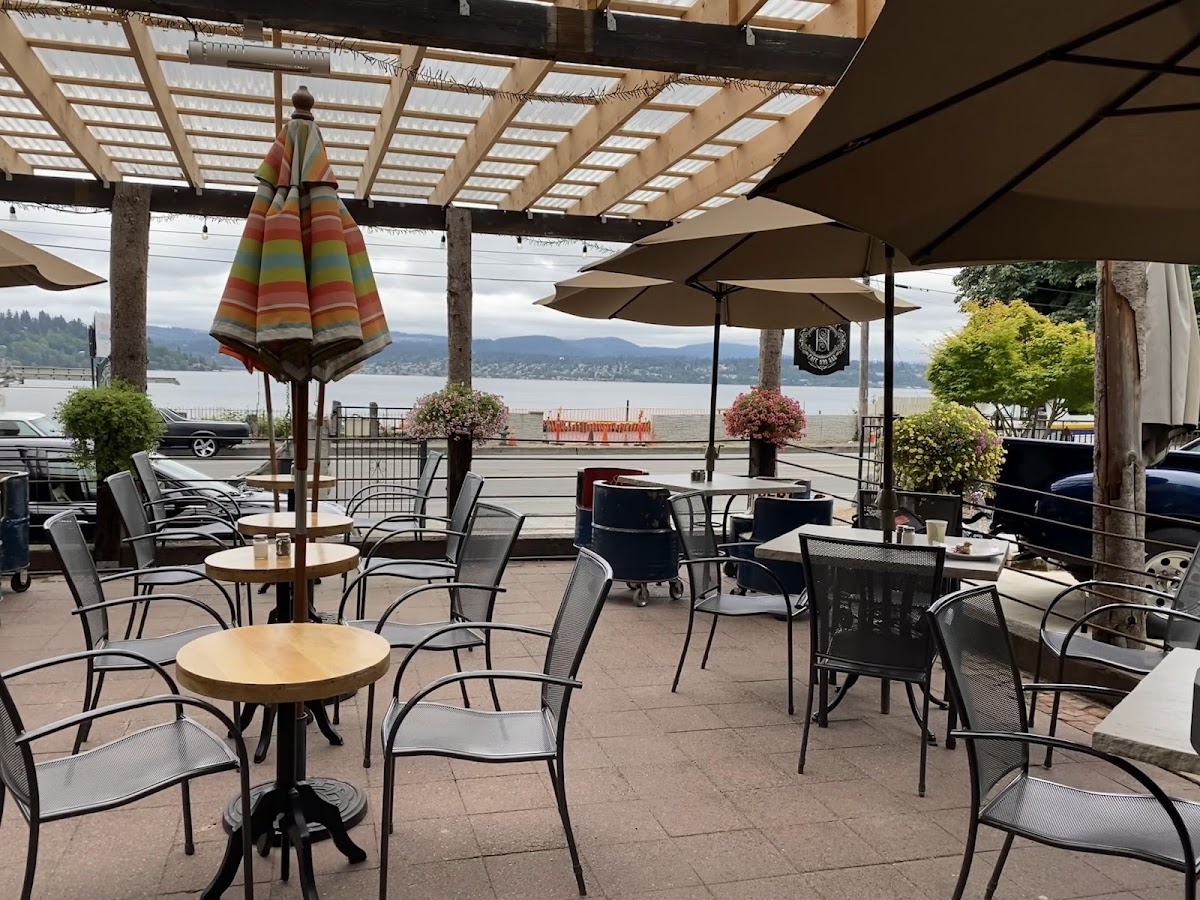 The Stonehouse Cafe