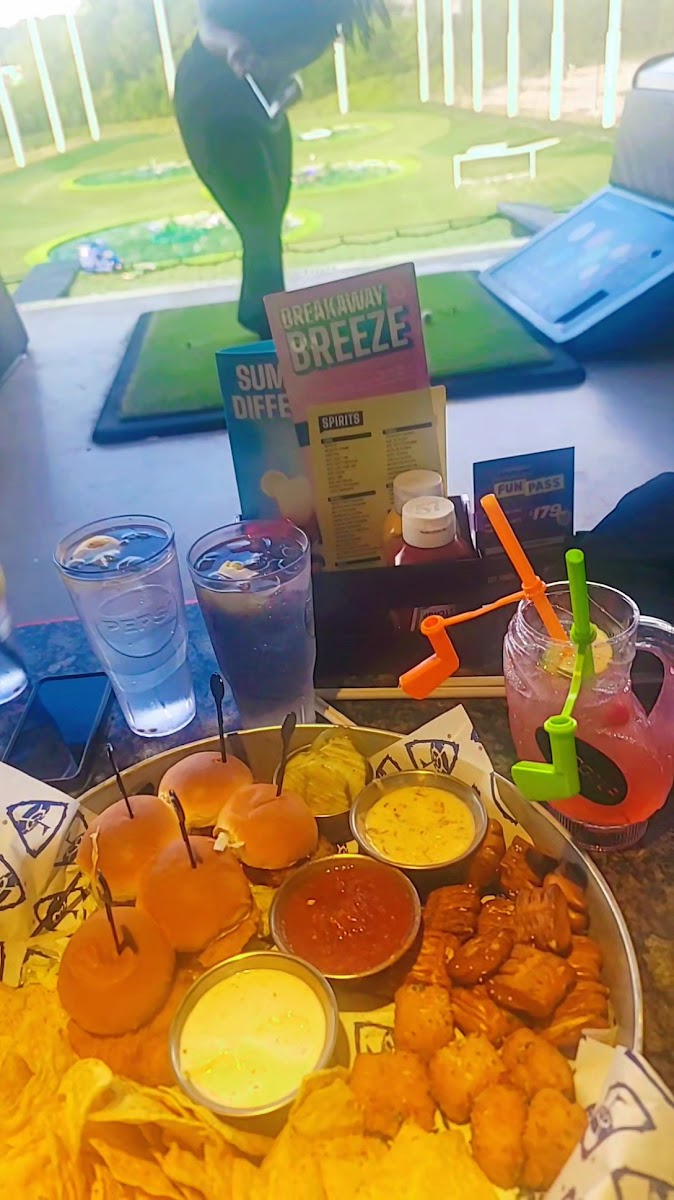 topgolf-cleveland/36049-albums-2.jpg
