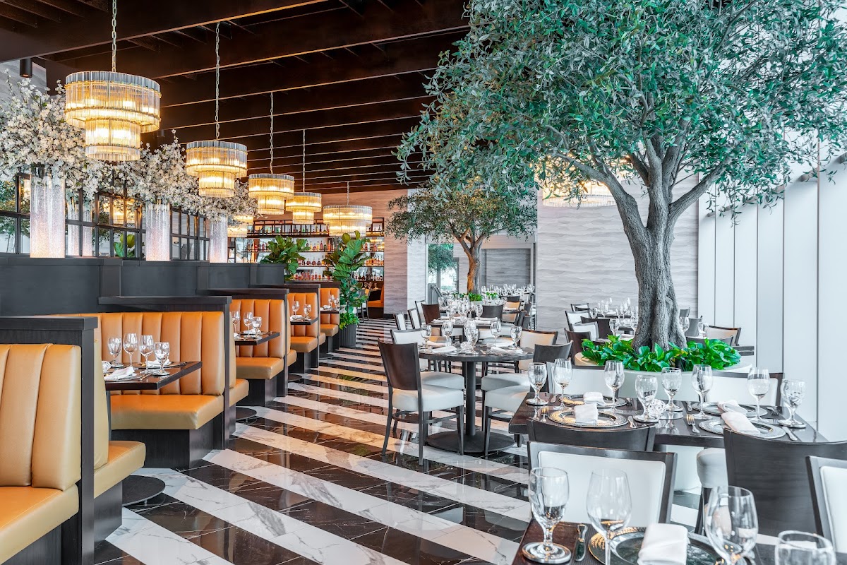 Truluck's Ocean's Finest Seafood And Crab