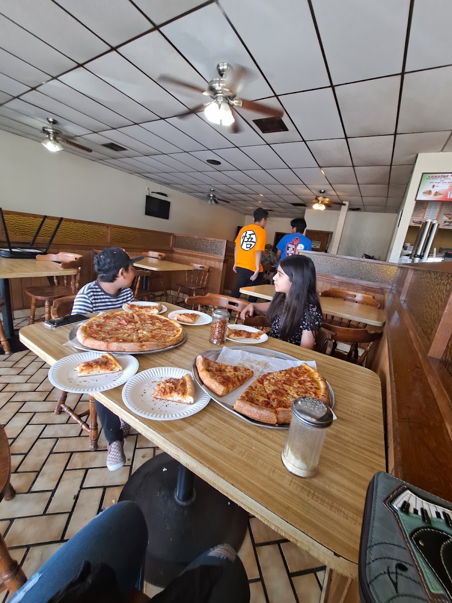 two-brothers-pizza/8250-albums-5.jpg
