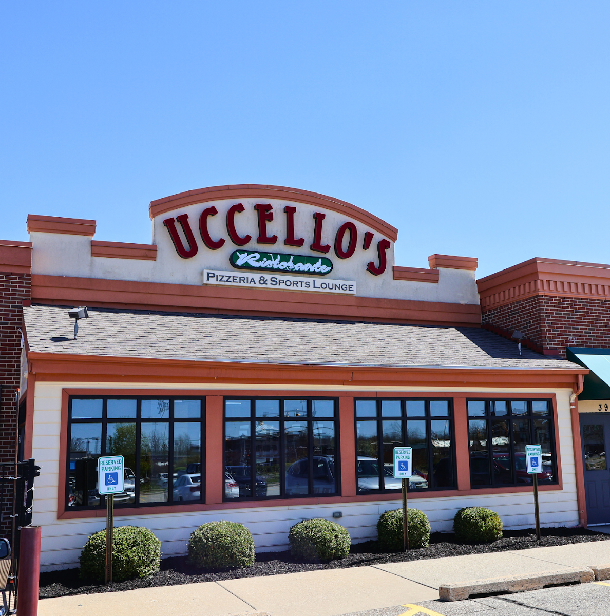 uccellos-ristorante-pizzeria-sports-lounge-grandville/8184-albums-3.jpg