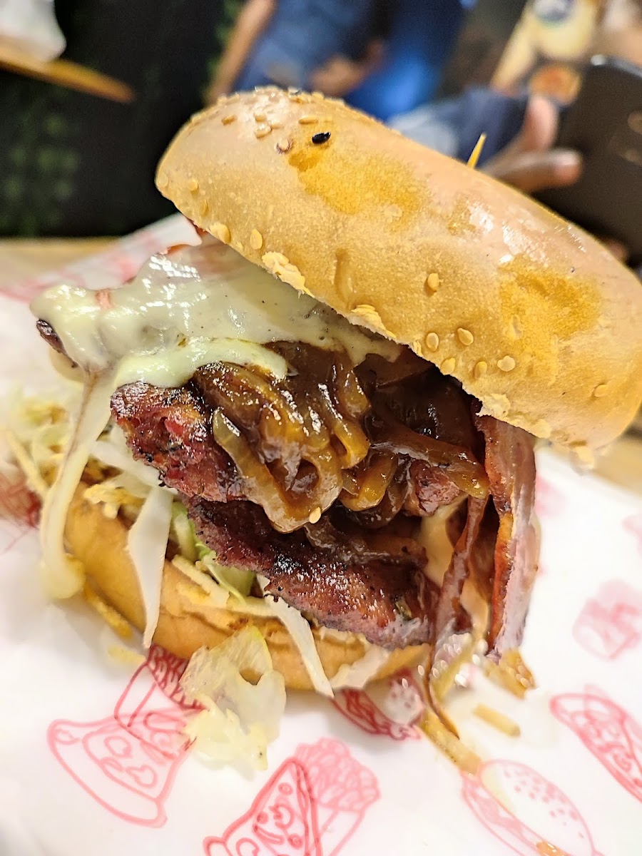 Venta De Hamburguesas Y De Chuzos