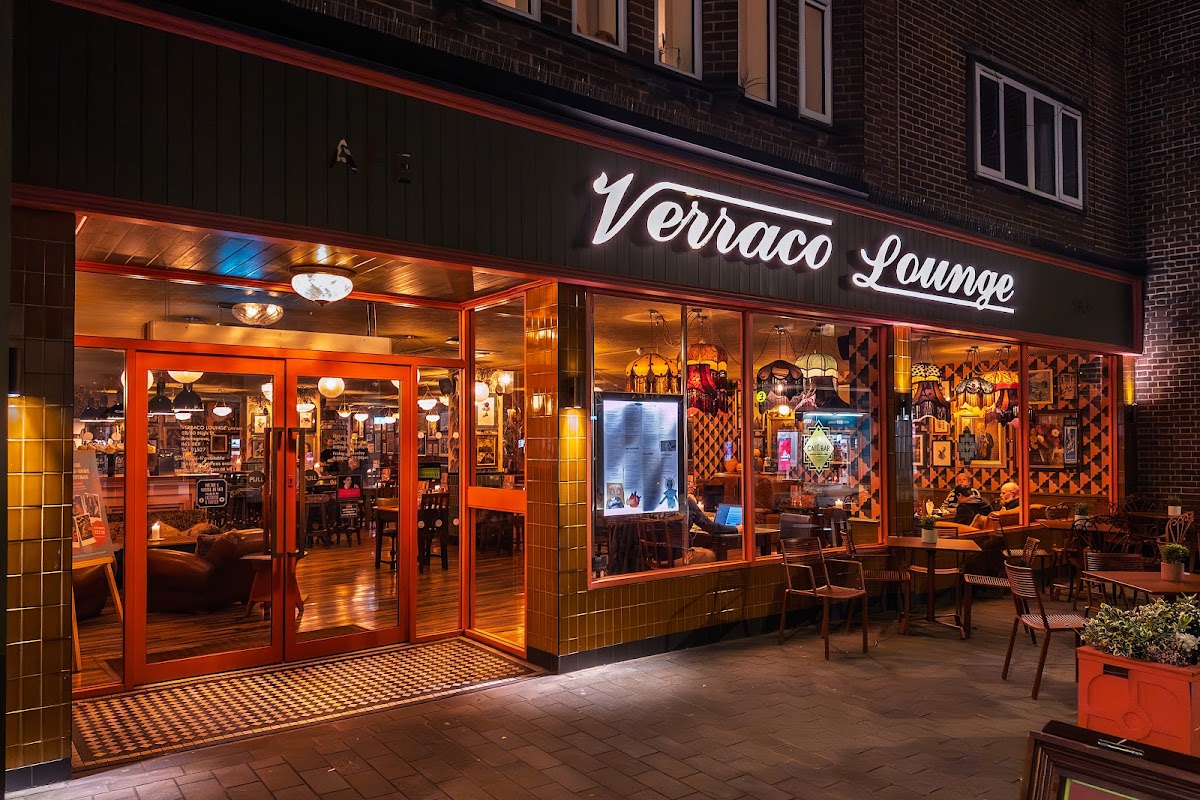 Verraco Lounge