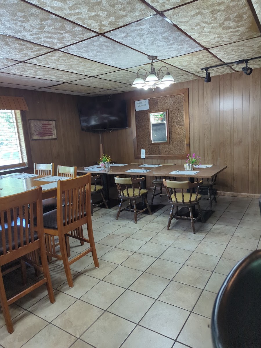 Village Inn Petersburg