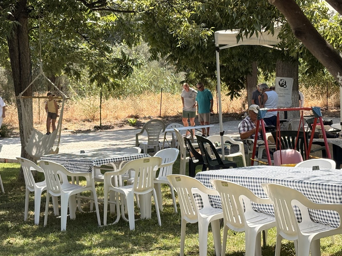 Vrisi Restaurant