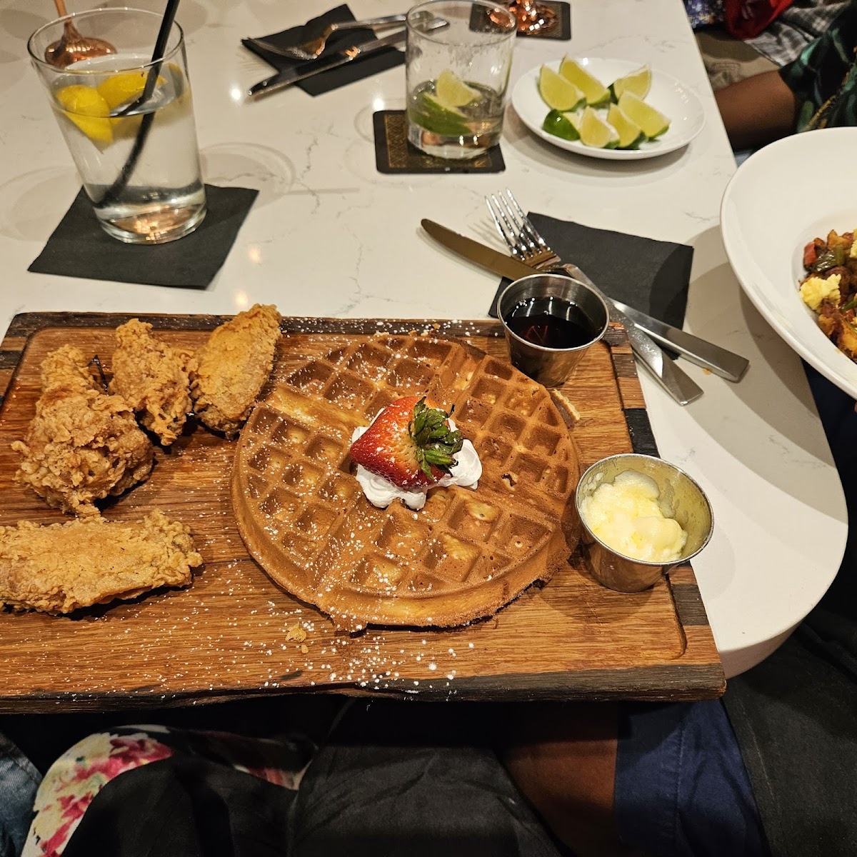winsome-prime-the-warwick-houston/2664-albums-10.jpg