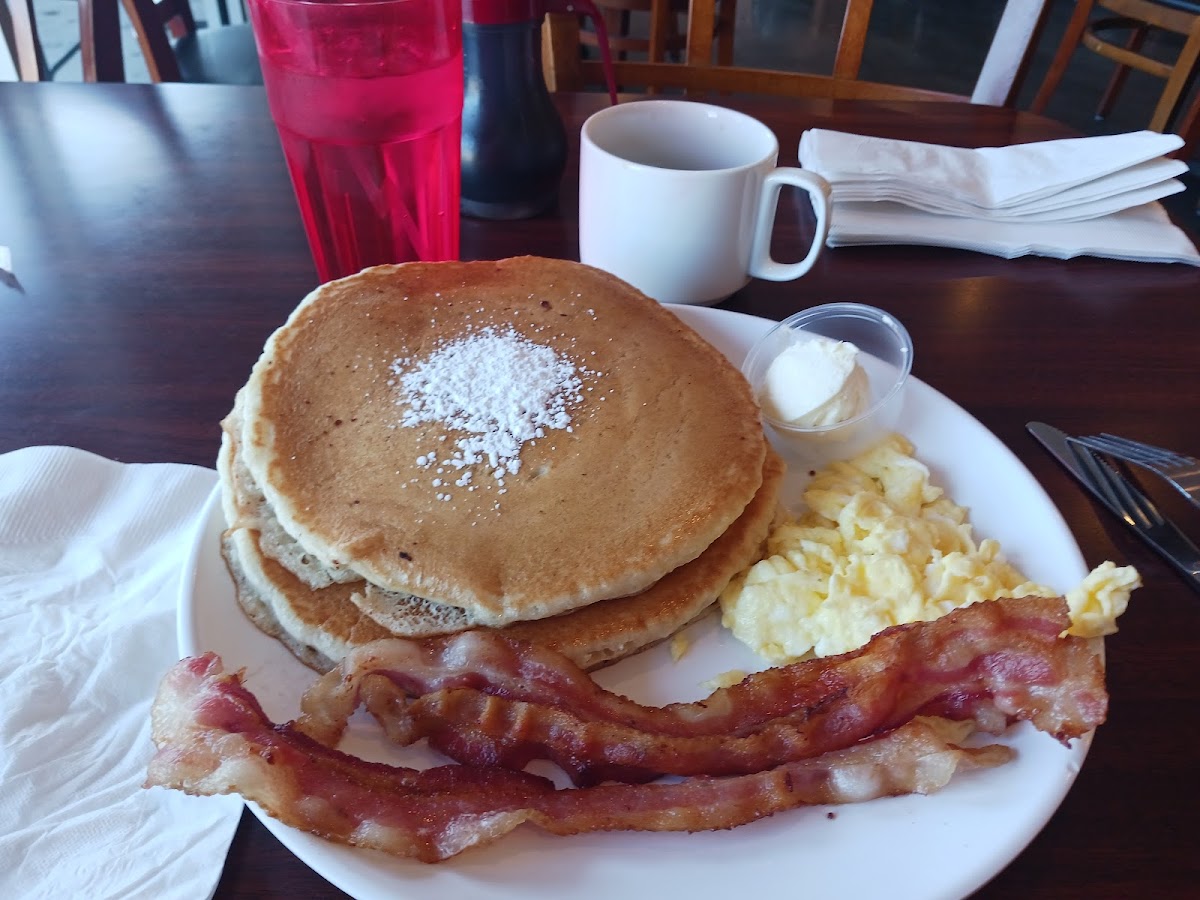 woodbridge-cafe/9670-albums-5.jpg